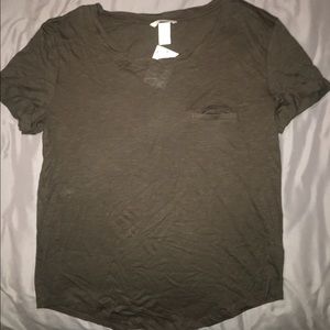 Green pocketed shirt